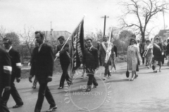 Pochód w Jeziornie w 1973 r. (zbiory Andrzeja Makulskiego
