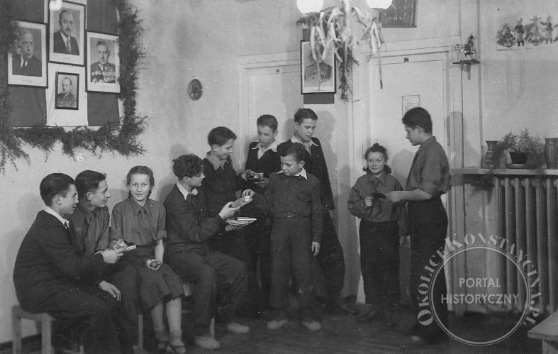 Nowy Rok w Domu Dziecka Bojowników o Wolność i Demokrację (1949 r, zbiory Witolda Rawskiego)