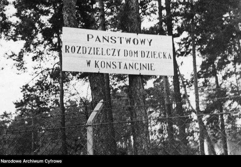 Państwowy Rozdzielczy Dom Dziecka w willi Nike przy ul. Wareckiej (1947 r źródlo NAC)