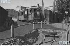 1939, kasa biletowa w wagonie na stacji Belweder. Zb. NAC