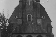 Kościół w Konstancinie (lata 20-30 XX wieku, zbiory A. Zyszczyka)