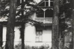 "Leonówka" lata 30-40 (fotografia Zofii Chomętowskiej, zbiory Fundacji Archeologii Fotografii)