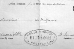 Fragment świadectwa Gimnazjum M. i J. Domańskich 1931 r (zbiory Anny H.)