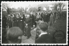 Pogrzeb Powstańców Warszawskich w Powsinie 28 marca 1945 r.
