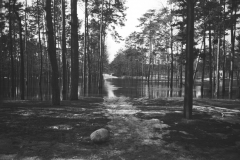 Wylanie Jeziorki w marcu 1947 r na terenie Konstancina -skrzyżowanie ulic Jagiellońskiej i Piłsudskiego (fot. Maria Chrząszczowa ze zbiorów Fundacji Archeologia Fotografii)