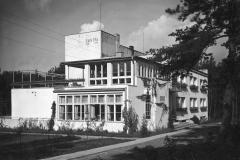 Budynek Tabity przed rozbudową w 1932 roku (Narodowe Archiwum Cyfrowe)