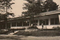 pawilon recepcji i administracji, pocztówka z lat 60/70