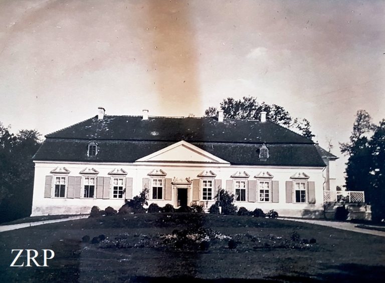 Pracownie Konserwacji Zabytków w dworze w Oborach