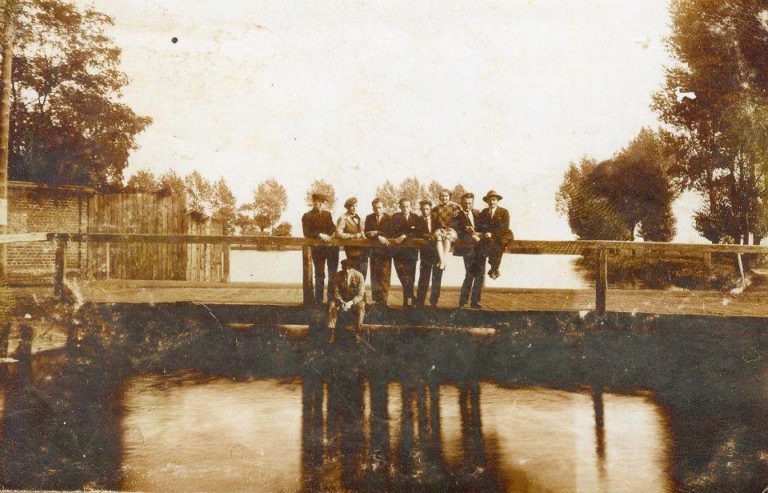 Mikrohistorie. Opowieści o ludziach i miejscach (4)